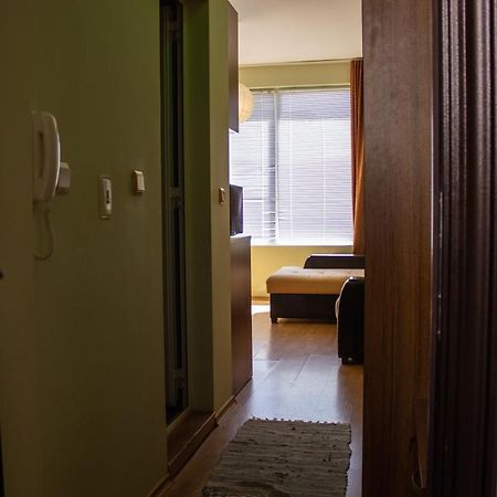 Central Couch Studio Pomorie Exterior photo
