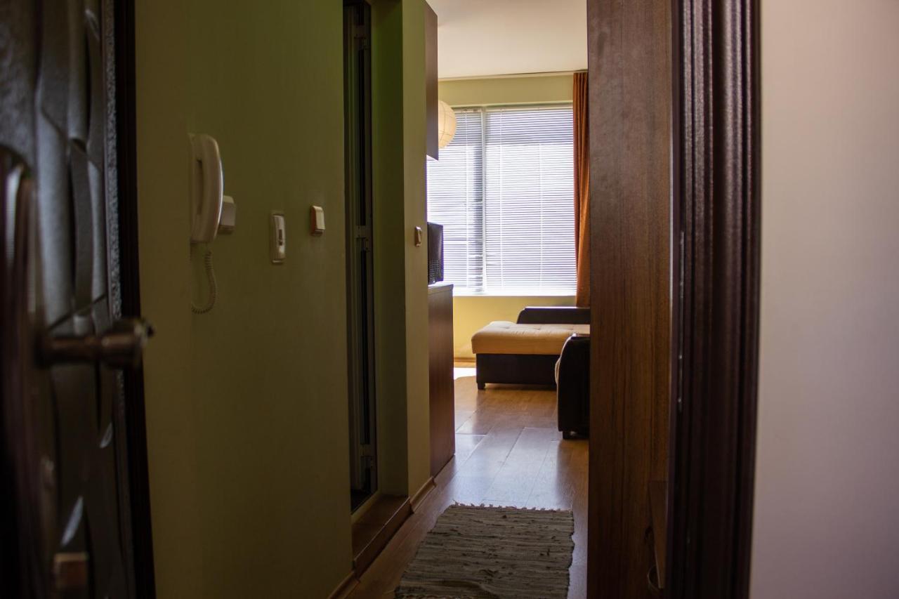 Central Couch Studio Pomorie Exterior photo