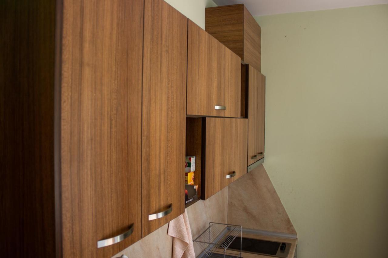 Central Couch Studio Pomorie Exterior photo